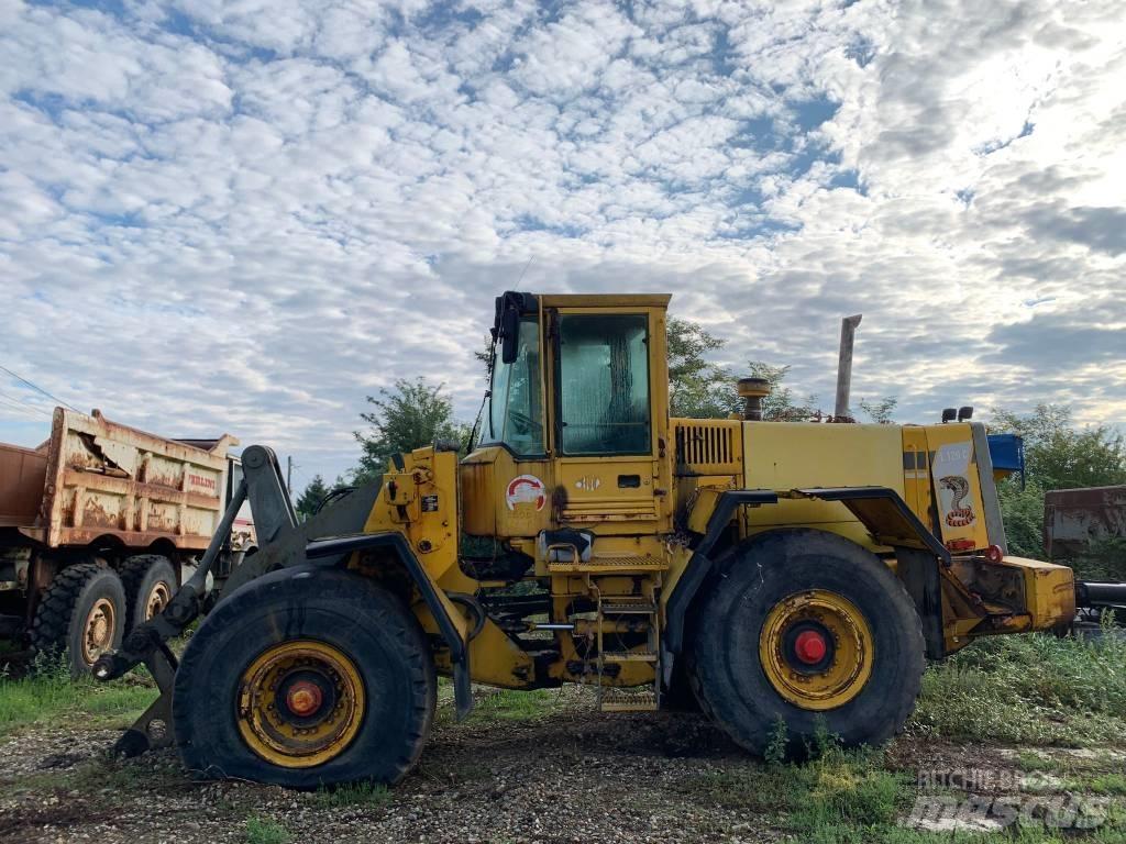 Volvo L 120 C Pyöräkuormaajat