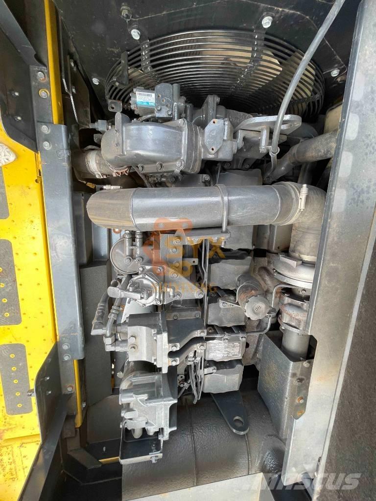 Komatsu PC 450 LC-8 Telakaivukoneet