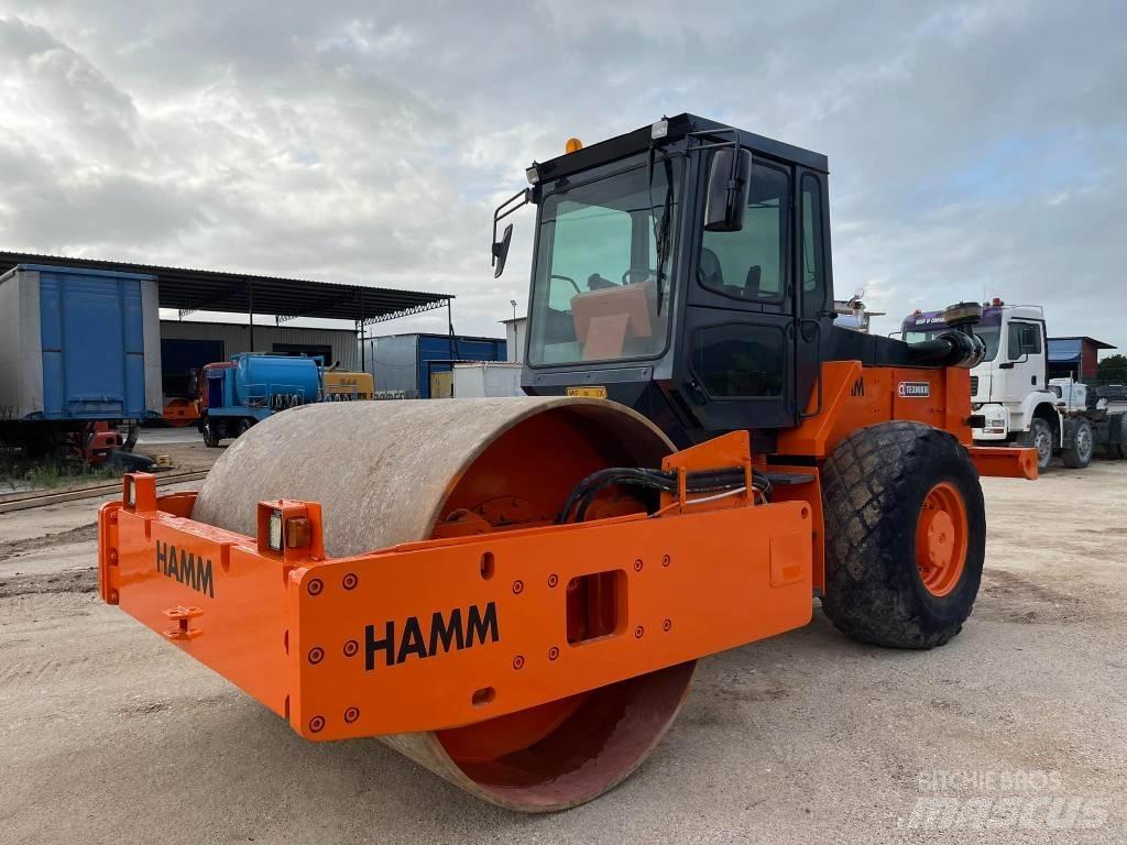 Hamm 2520 D Yksivalssijyrät