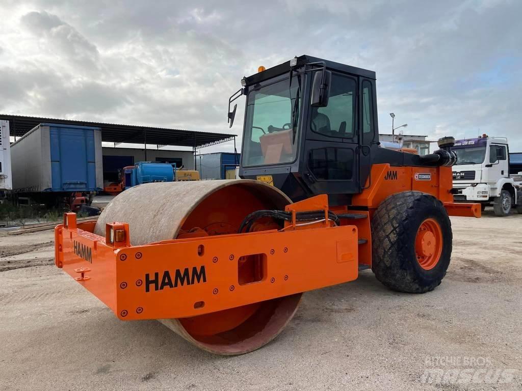 Hamm 2520 D Yksivalssijyrät