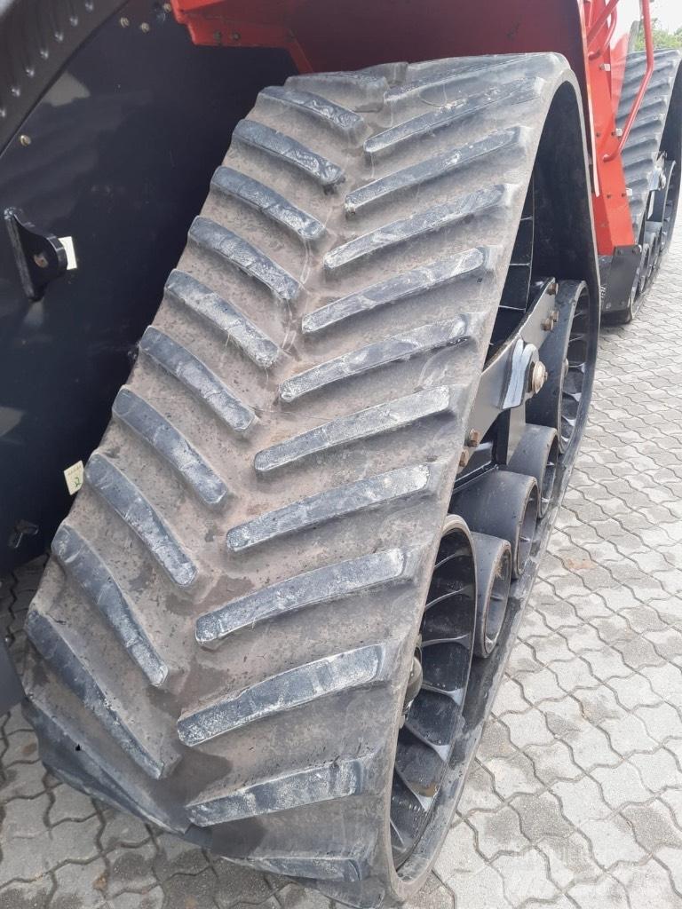 CASE Quadtrac 620 Traktorit