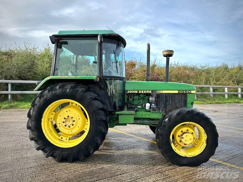 John Deere 2650 Traktorit