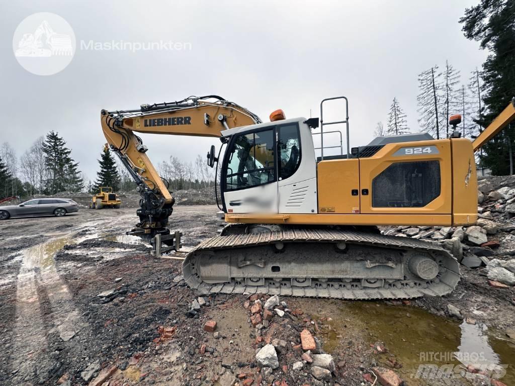 Liebherr R 924 LC Telakaivukoneet