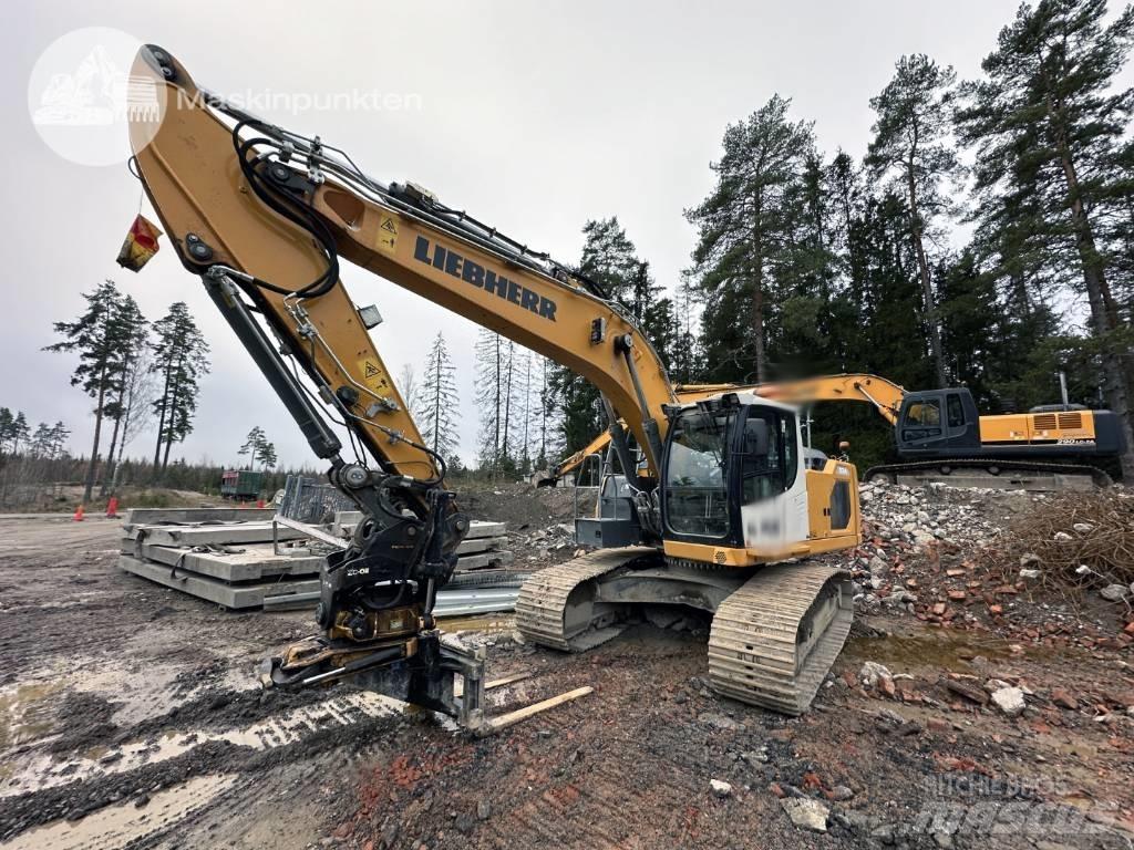 Liebherr R 924 LC Telakaivukoneet