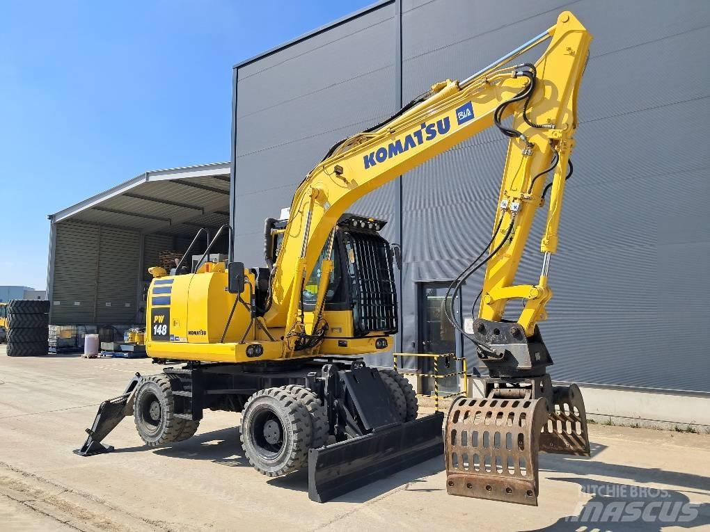 Komatsu PW148-10 Pyöräkaivukoneet