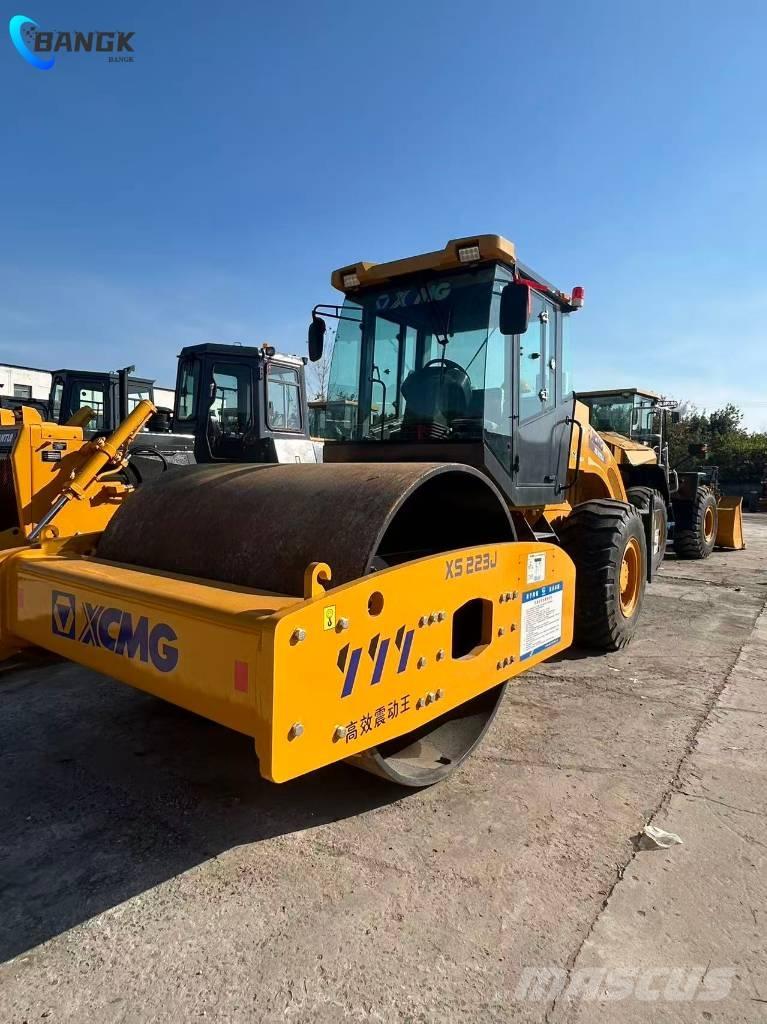 XCMG XS 223 J Yksivalssijyrät