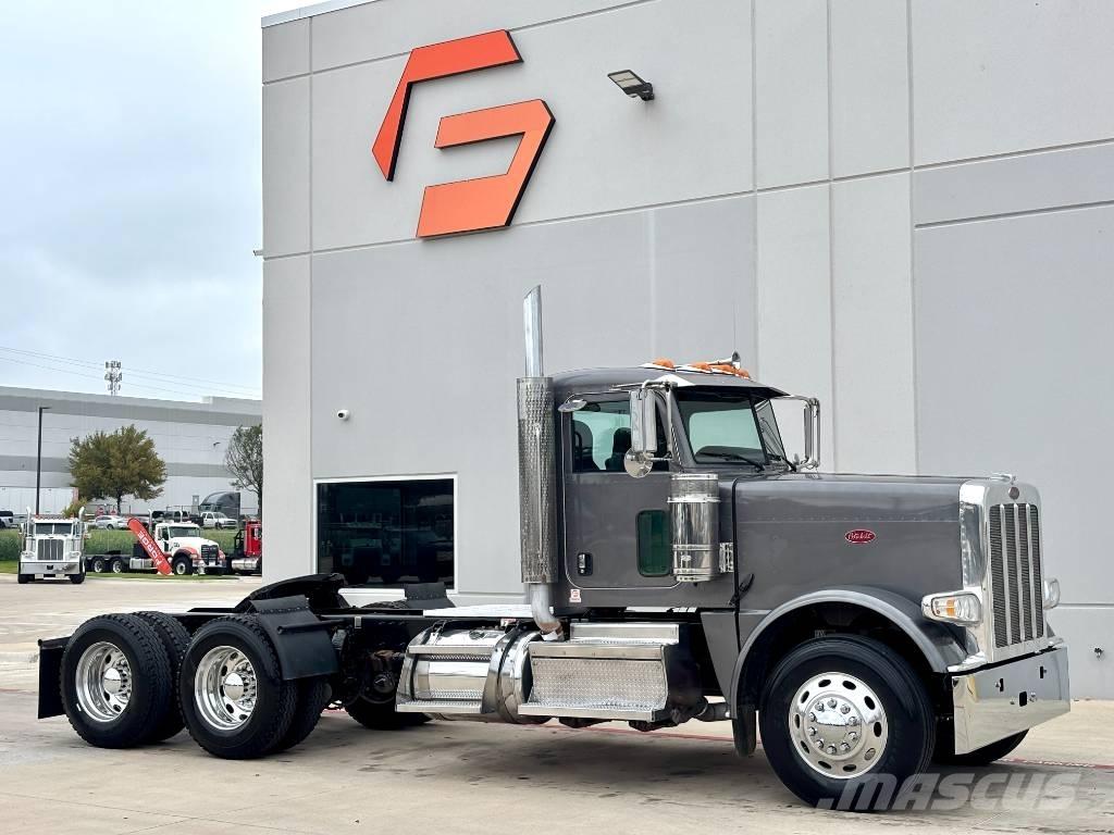 Peterbilt 389 Vetopöytäautot