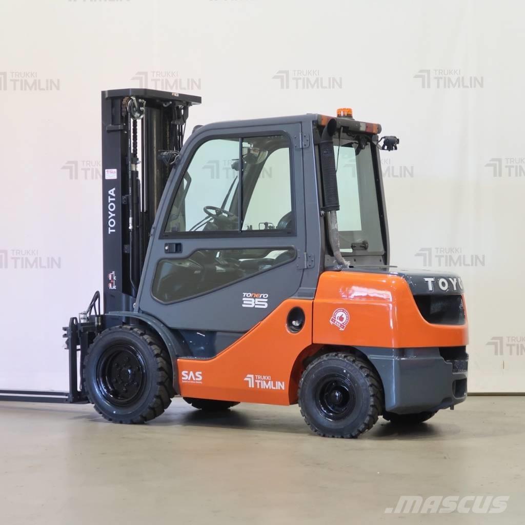 Toyota 02-8FDJF35 Dieseltrukit