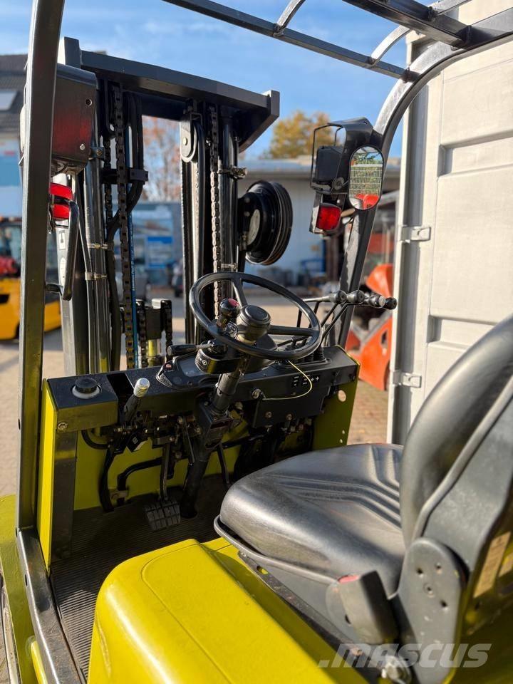 Clark CMP 25 L Nestekaasutrukit