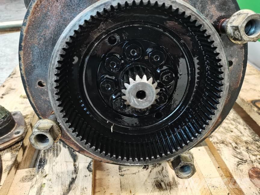 JCB 520-40 reducer Akselit