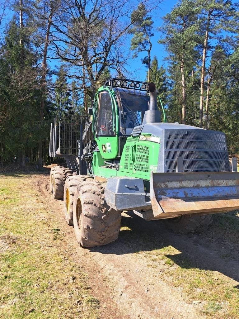 John Deere 1110 G Kuormatraktorit