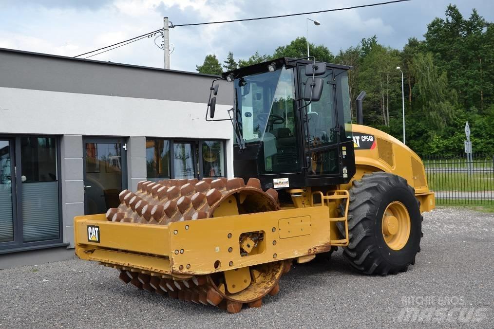 CAT CP 54 Yksivalssijyrät