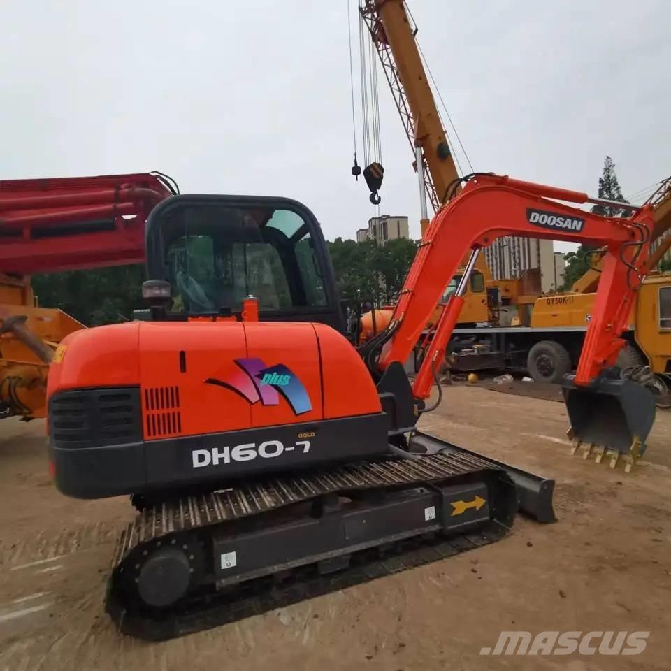 Doosan DH60-7 Minikaivukoneet < 7t