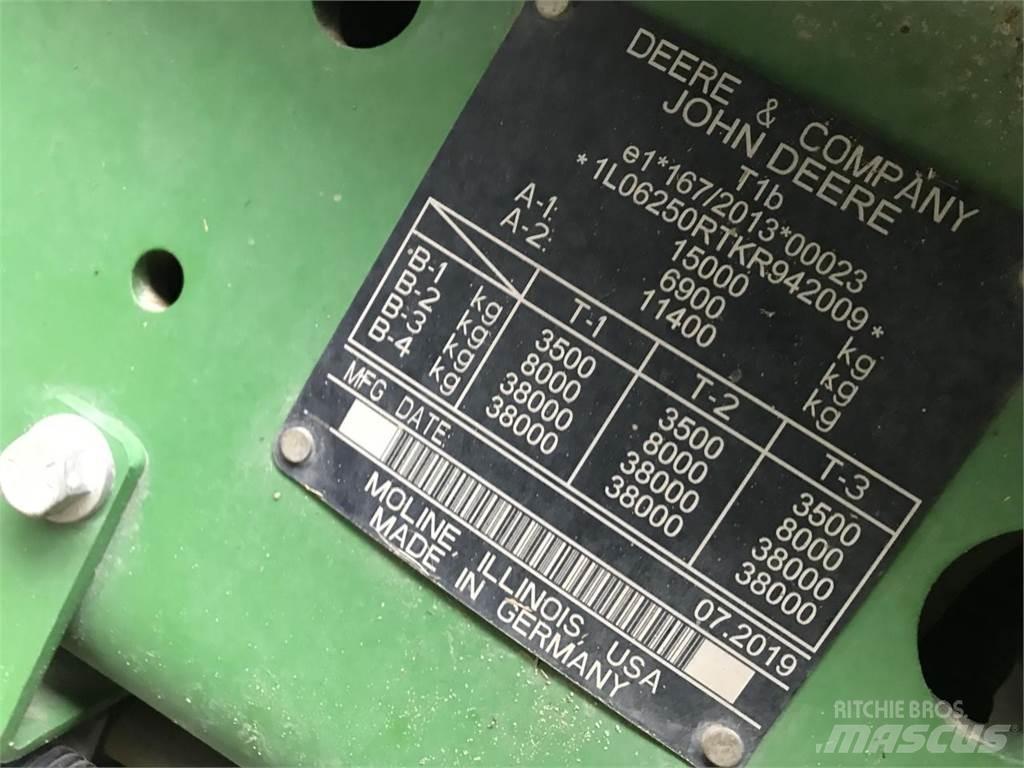 John Deere 6250R Traktorit