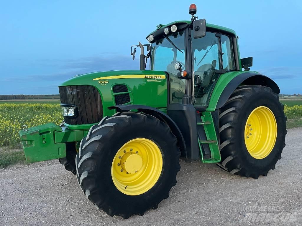 John Deere 7530 Traktorit