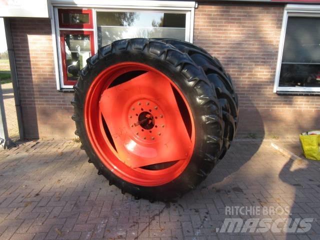 Vredestein traxion+ Renkaat ja vanteet