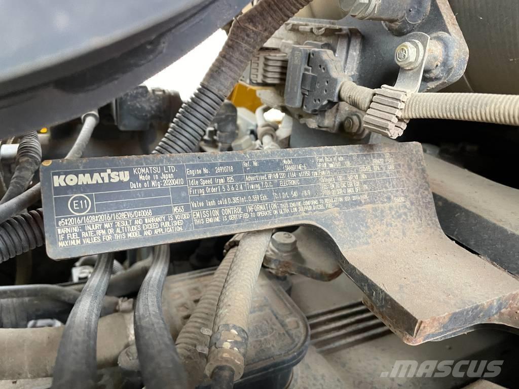 Komatsu D 65 PX-18E0 Telaketjupuskutraktorit