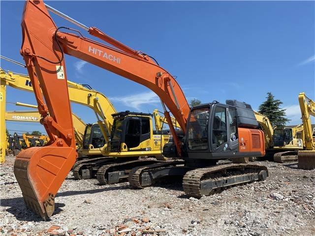 Hitachi ZX 250 Telakaivukoneet
