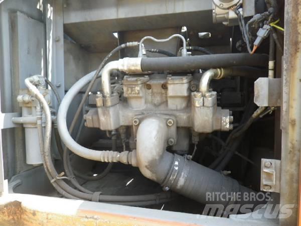 Hitachi EX200-5E Telakaivukoneet