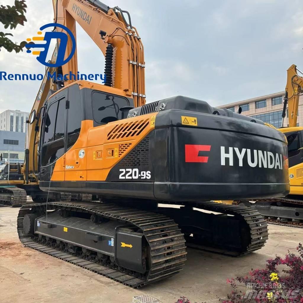 Hyundai R220LC-9S Telakaivukoneet