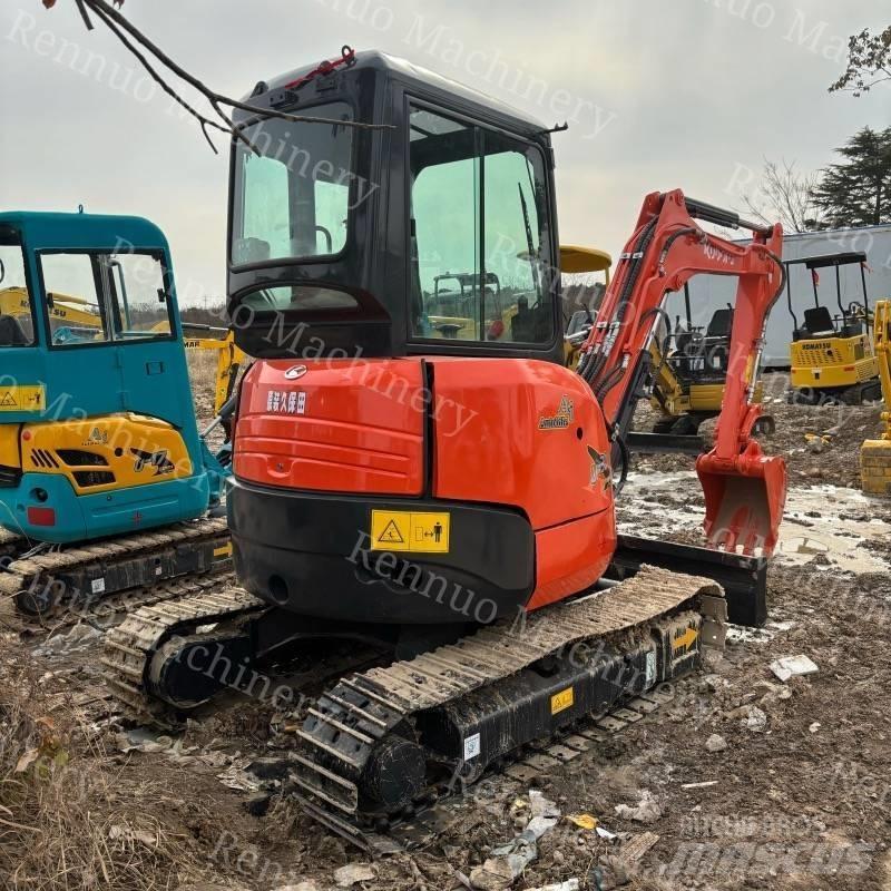 Kubota U 30 Minikaivukoneet < 7t