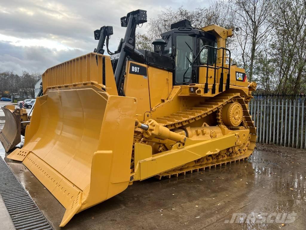 CAT D 9 T Telaketjupuskutraktorit