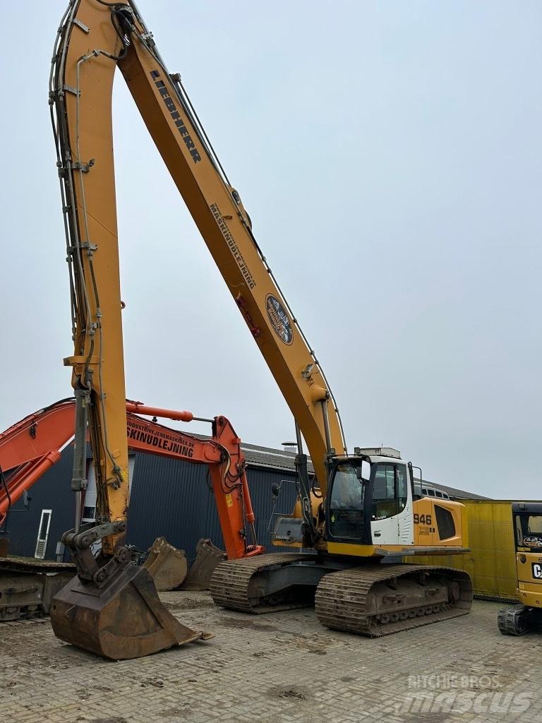 Liebherr R 946 Pitkävartiset kaivinkoneet