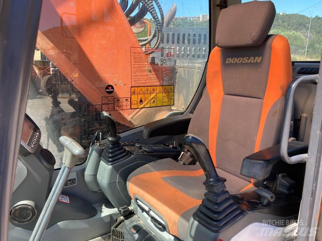Doosan DX 235 LCR Telakaivukoneet