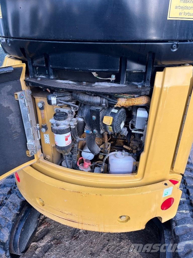 CAT 302 Minikaivukoneet < 7t