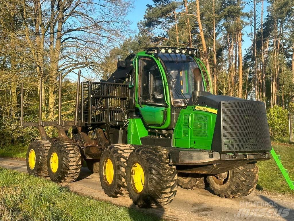 John Deere 1210 E Kuormatraktorit