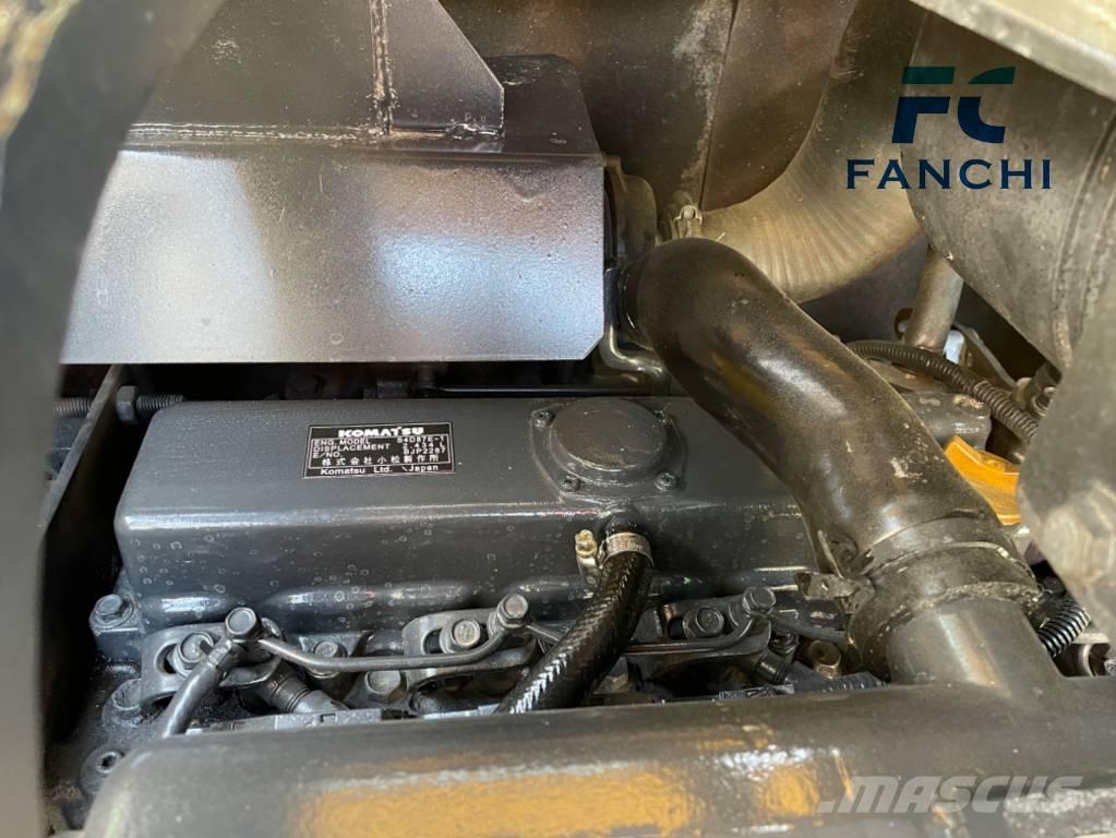 Komatsu PC 56 Minikaivukoneet < 7t