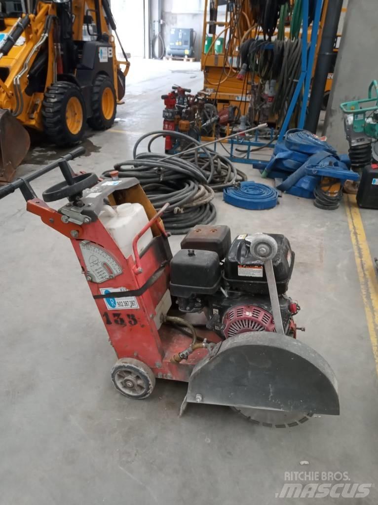Husqvarna FS400LV Muut koneet