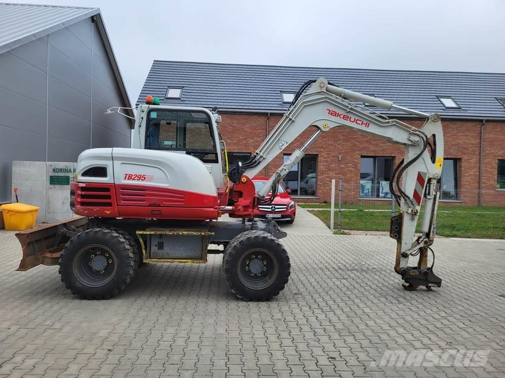 Takeuchi TB295W Midikaivukoneet 7t - 12t