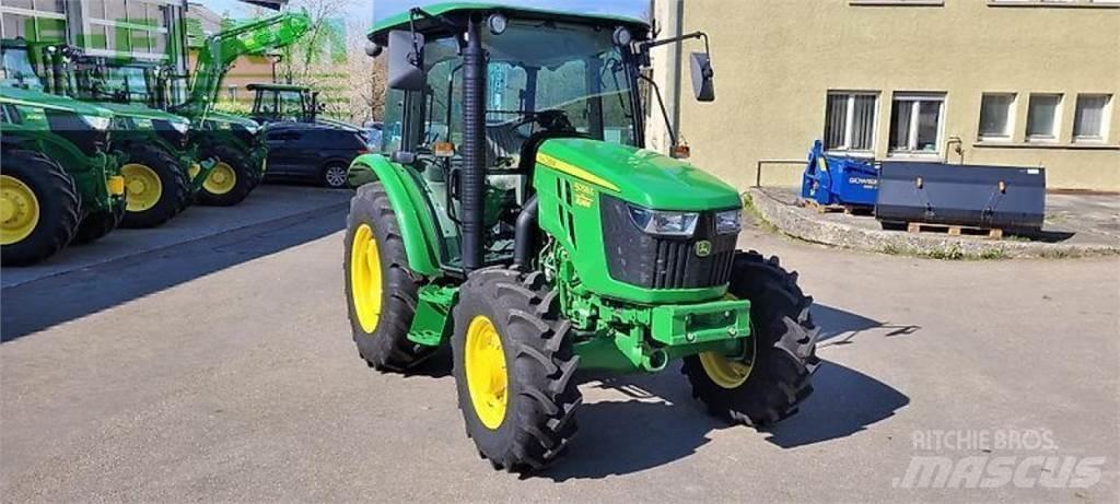 John Deere 5058e Traktorit