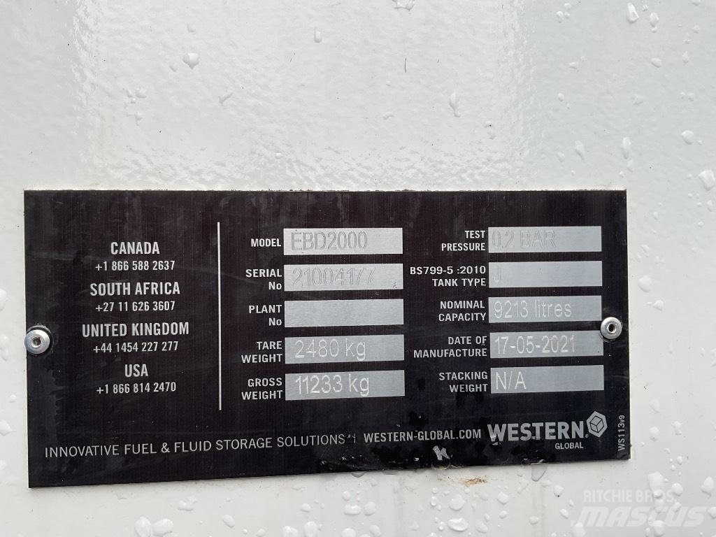 Western EBD2000 Polttoaine- ja lisäainesäiliöt