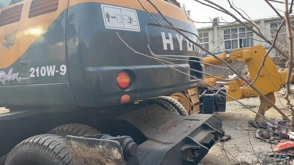 Hyundai DH210W-9 Pyöräkaivukoneet