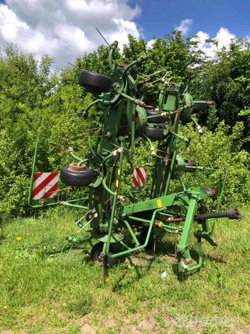 Krone KW 8.82/8 Pöyhimet ja haravat
