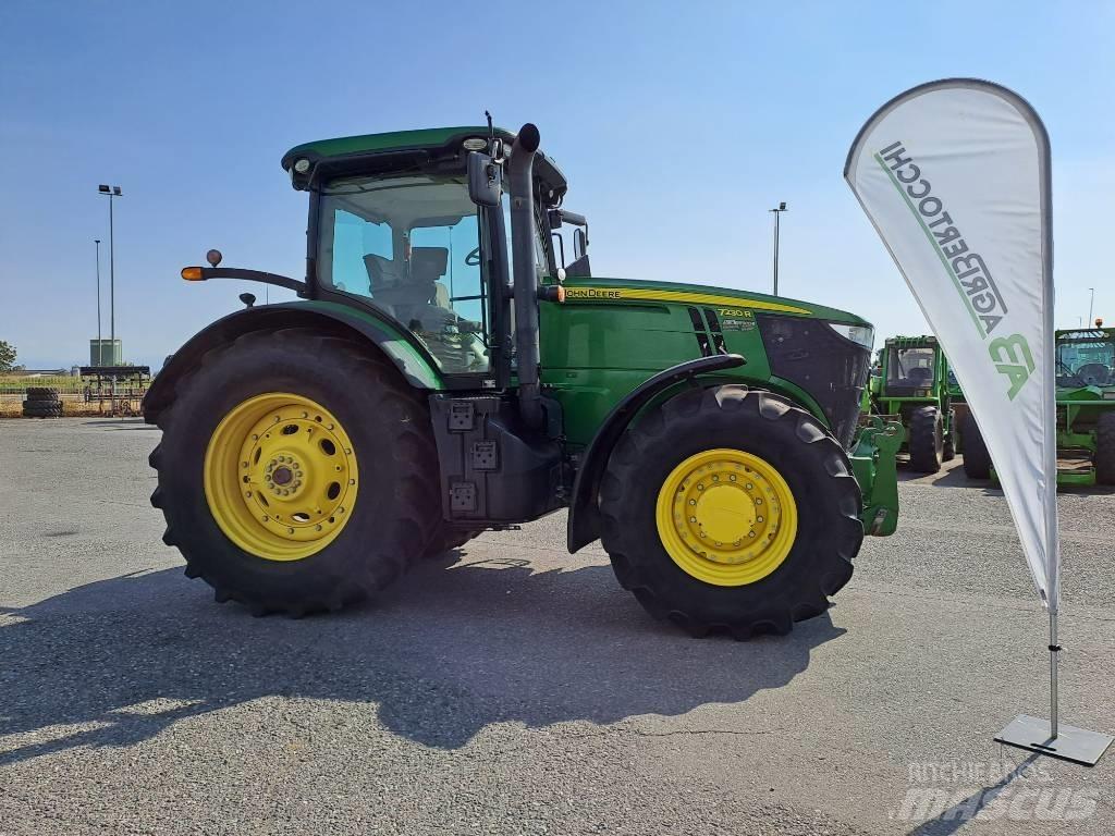 John Deere 7230 R Traktorit