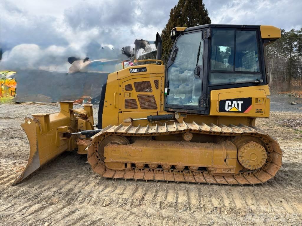 CAT D 5 K 2 LGP Telaketjupuskutraktorit