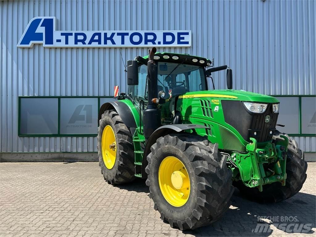 John Deere 6215R Traktorit