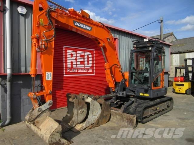 Doosan DX 85 R-3 Midikaivukoneet 7t - 12t