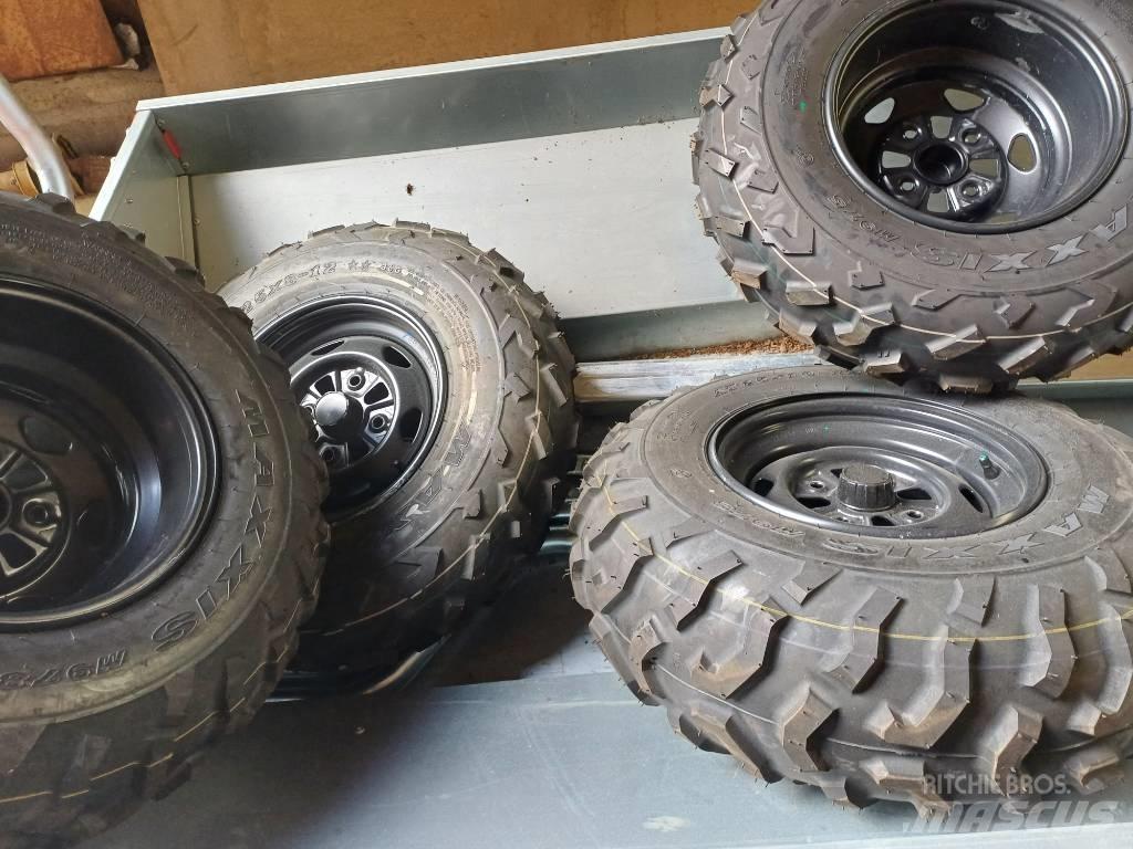 Honda Rubicon 520 Mönkijät