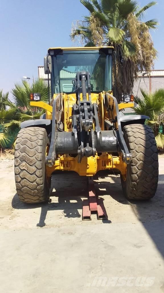 Volvo L90F Pyöräkuormaajat