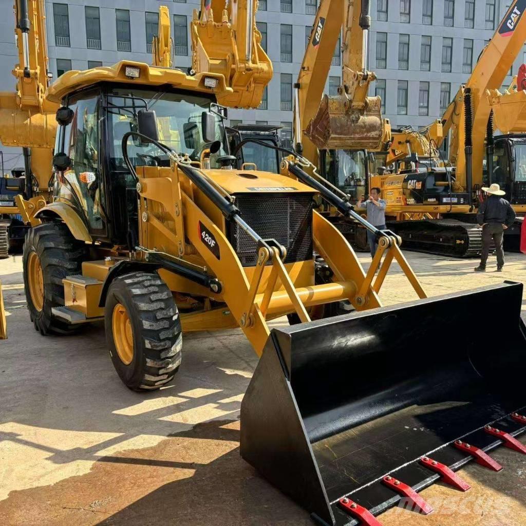 CAT 420 F Kaivurikuormaajat