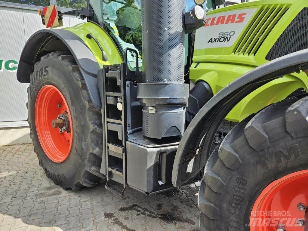 CLAAS AXION 960 Traktorit