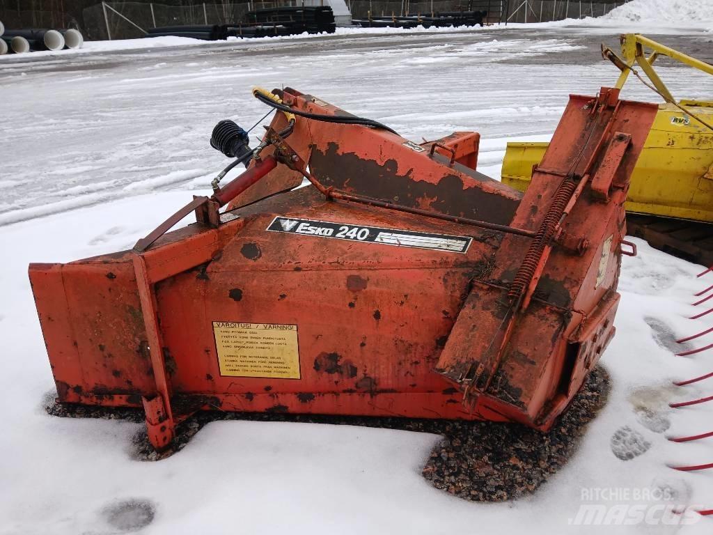 Esko LL 240 Lumilingot