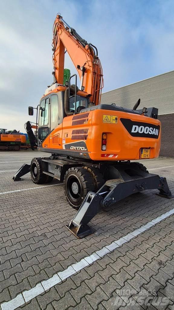 Doosan DX170W-5 Pyöräkaivukoneet