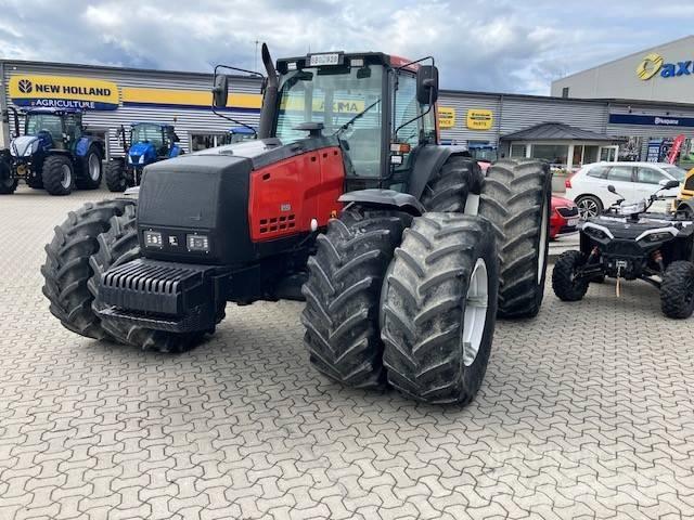 Valmet 8550 Traktorit