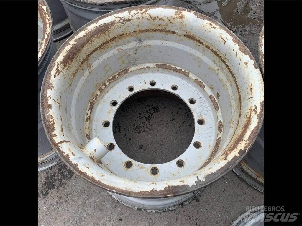 Gremo 1350 24x26,5 Renkaat ja vanteet