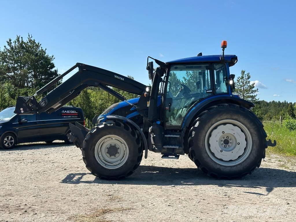 Valtra G 135 Versu Traktorit